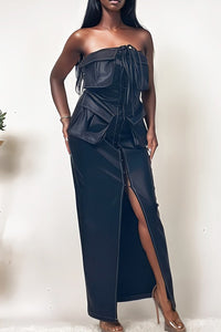 Sleek off-shoulder design with a flattering drawstring accent. Rêve Dorés