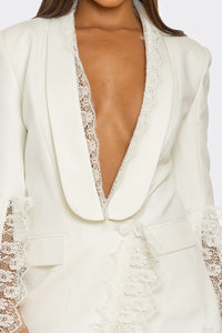 Graceful Lace Blazer/ RESTOCK 04.25.25 - REVE DORES